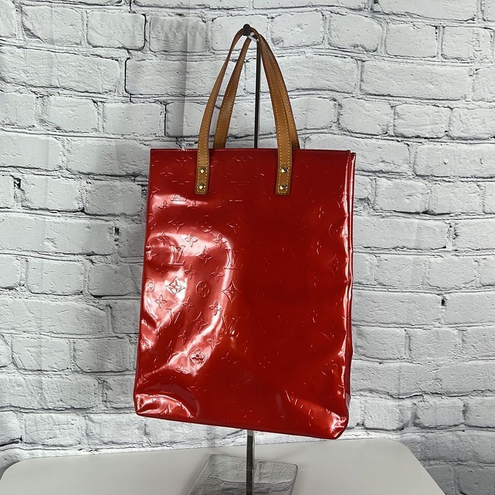 Vintage Louis Vuitton Monogram Vernis Reade MM red